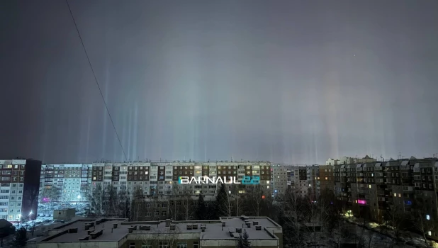 Световые столбы над Барнаулом.