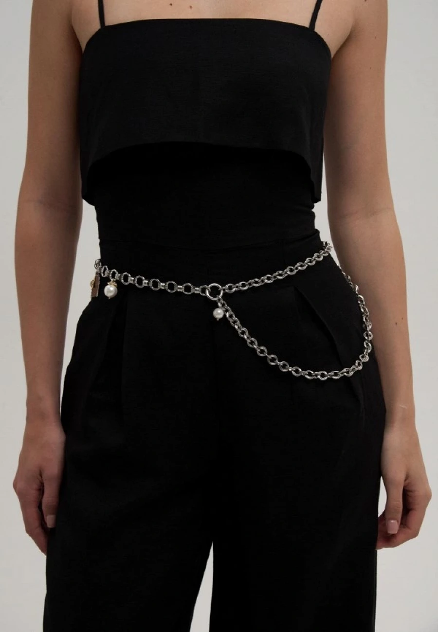 Пояс-цепочка, 5 200 рублей.