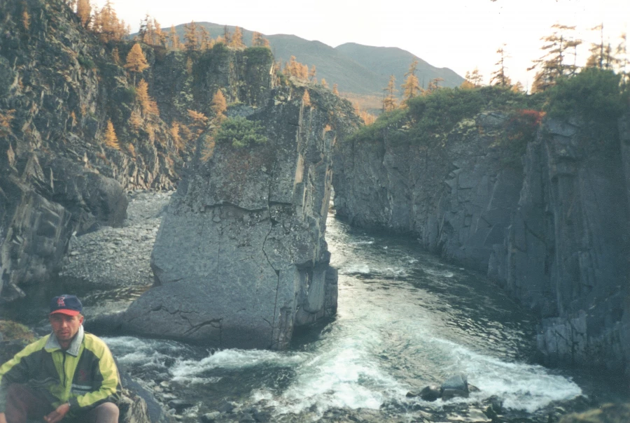 Экспедиция российско-швейцарской команды в Якутию в 2000 году. 