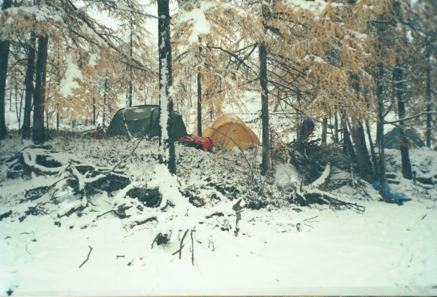 Экспедиция российско-швейцарской команды в Якутию в 2000 году. 