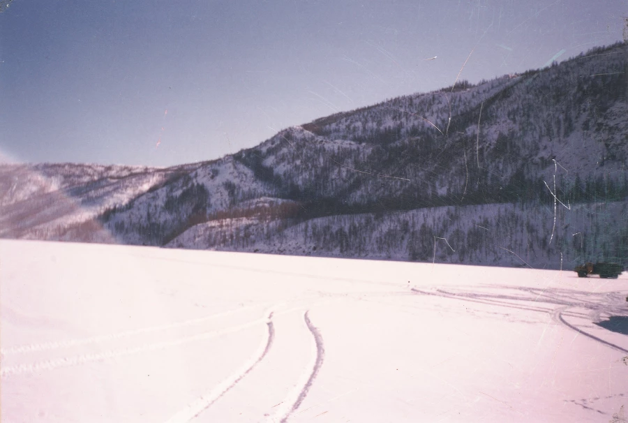 Экспедиция российско-швейцарской команды в Якутию в 2000 году. 
