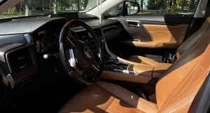 Lexus RX350 продают в Барнауле.