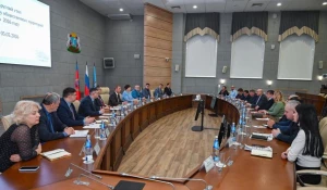 Круглый стол по теме благоустройства в 2026 году общественных территорий Барнаула в рамках национального проекта «Инфраструктура для жизни».