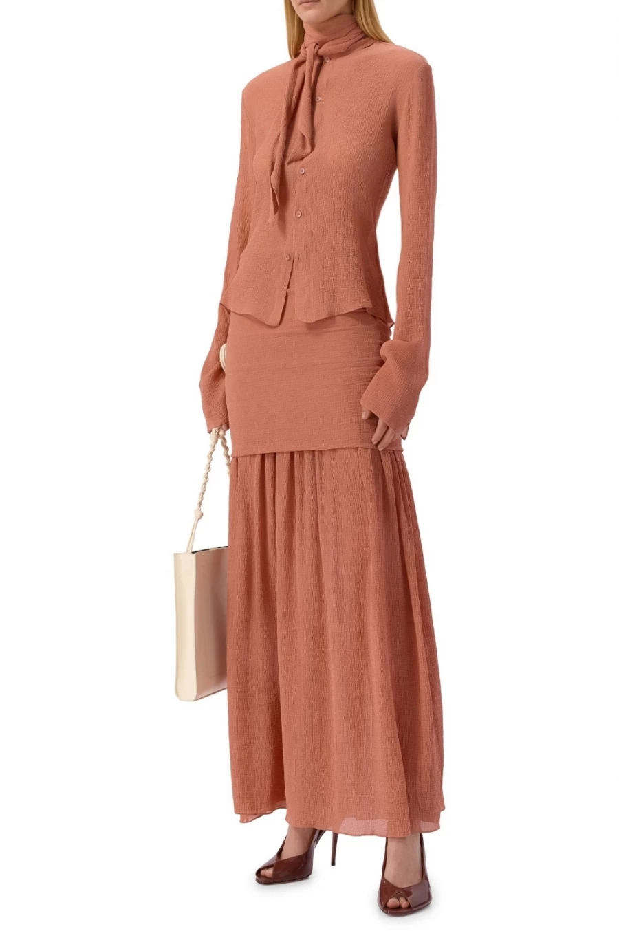 Шелковая юбка макси, 176 500 рублей.