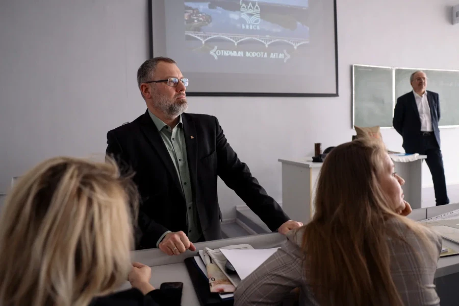 Руслан Емельянов, начальник сектора маркетинга и туризма администрации Бийска