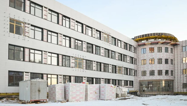  Ул. Попова, 130.