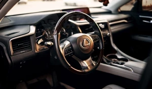 Lexus RX350 продают в Барнауле за 4,9 млн рублей.