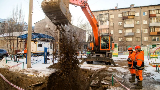 Восстановительные работы на сетях водоснабжения.