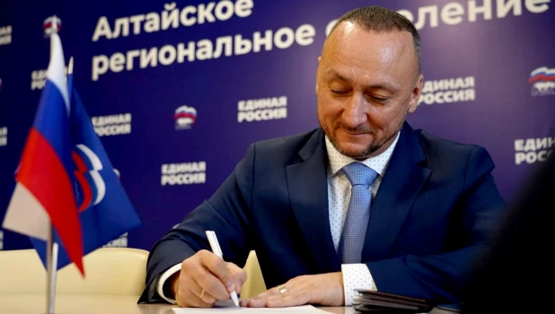 Евгений Смирнов.