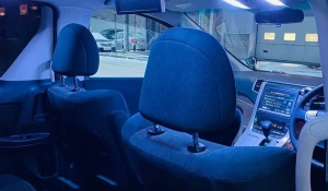 Toyota Vellfire продают в Барнауле.