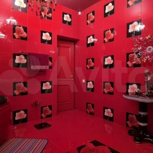 Коттедж продают в Барнауле.