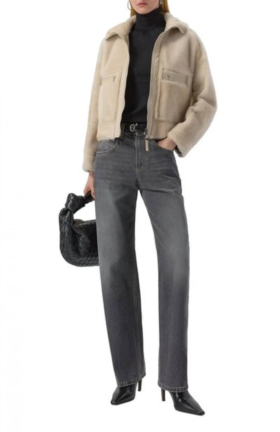 Дубленка из овчины, 886 500 рублей.