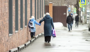 Ребенок и взрослый. 