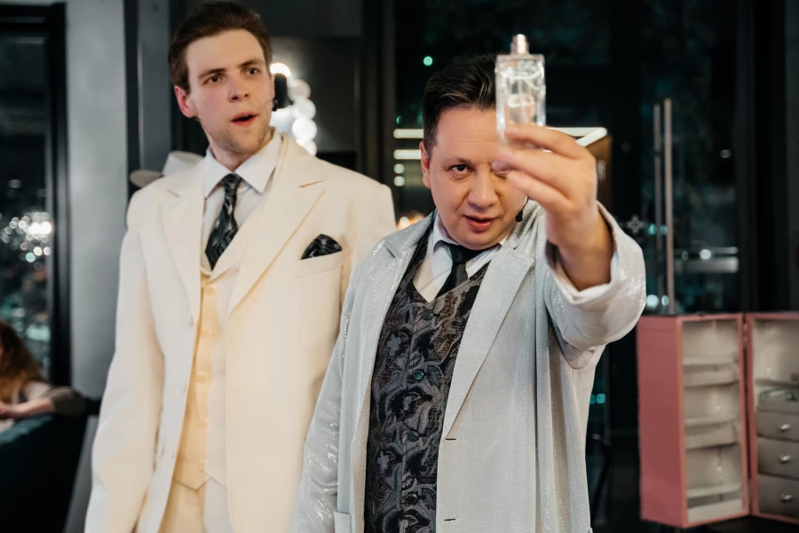 Презентация спектакля Алтайского государственного музыкального театра «Коко Шанель и ее мужчины» в ресторане-поэме «Живые души». 