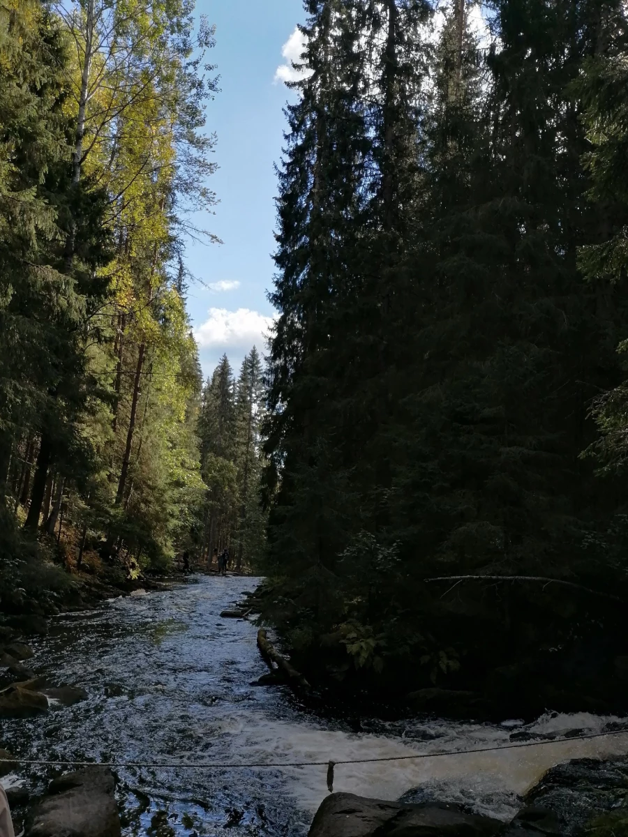 Парк «Долина водопадов».