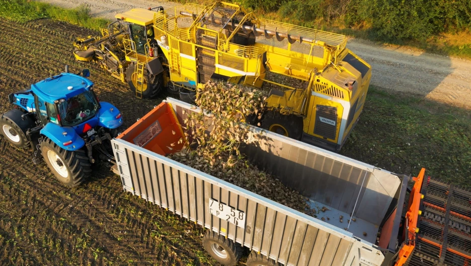 «РУФ-2» вывело на рынок и готовит к патентованию перегрузчик корнеплодов, позволяющий использовать один прицеп под несколько разных задач.