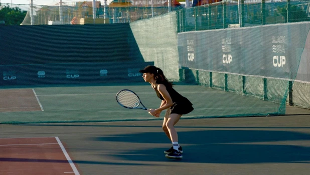 Кадр из сериала «Первая ракетка».