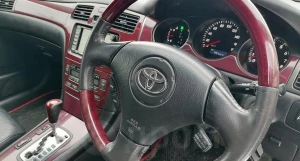 Toyota Windom продают в Барнауле.