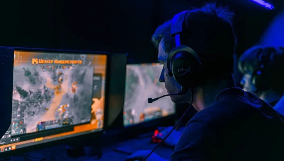 «Ростелеком» подключил «игровую скорость» барнаульскому «Центру Киберспорта».