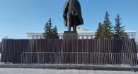 Реставрация памятника Ленину.