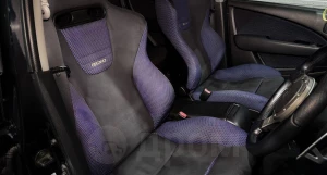 Mitsubishi Airtrek продают в Барнауле.