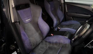 Mitsubishi Airtrek продают в Барнауле.