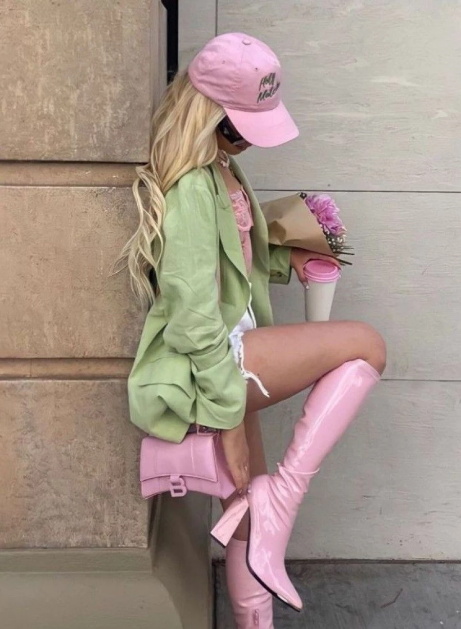 Сочетания цветов в одежде на весну.