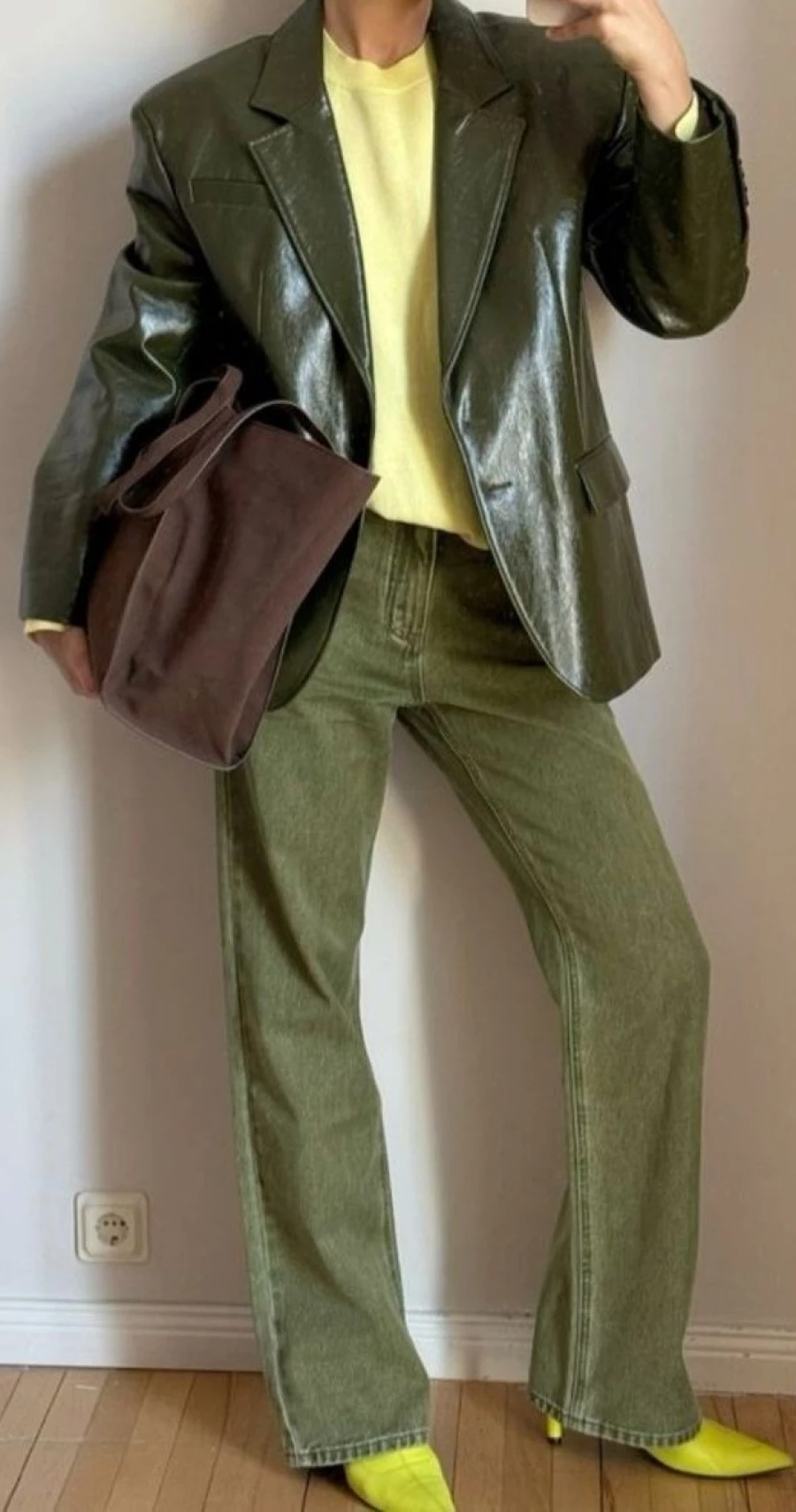 Сочетания цветов в одежде на весну.