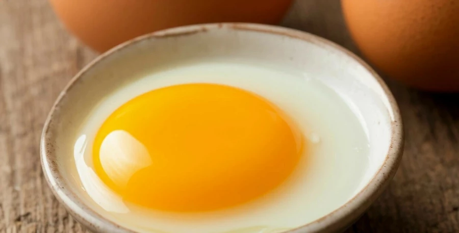 Яичный желток. Яйца