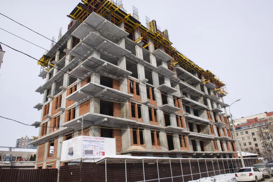 Строительство ЖК «Буревестник».