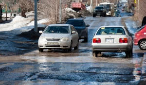 Лужи на ул. Ядринцева.