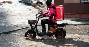 Лужи на ул. Ядринцева.