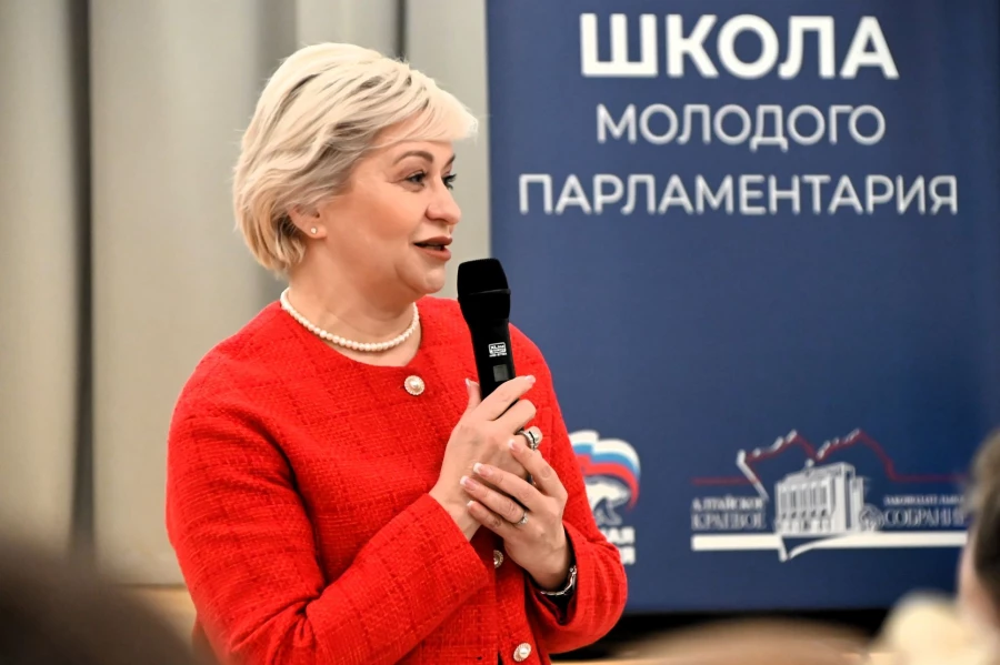 Правовые школы проекта «Юристы-населению» в районах Алтайского края.