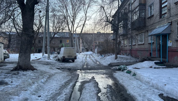  Что происходит в Барнауле во время весеннего таяния.