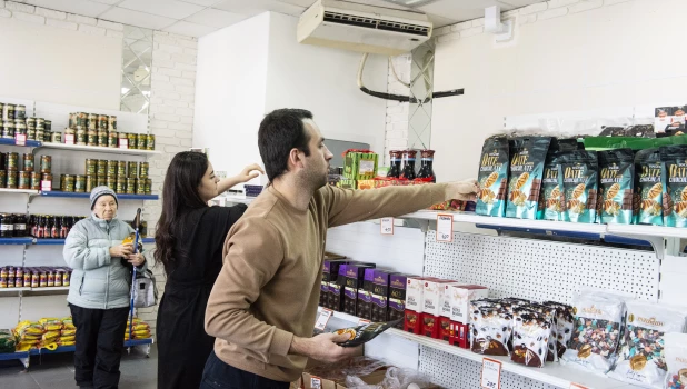 Магазин. Иранский магазин. Иранские продукты