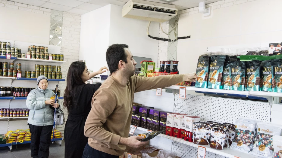 Магазин. Иранский магазин. Иранские продукты