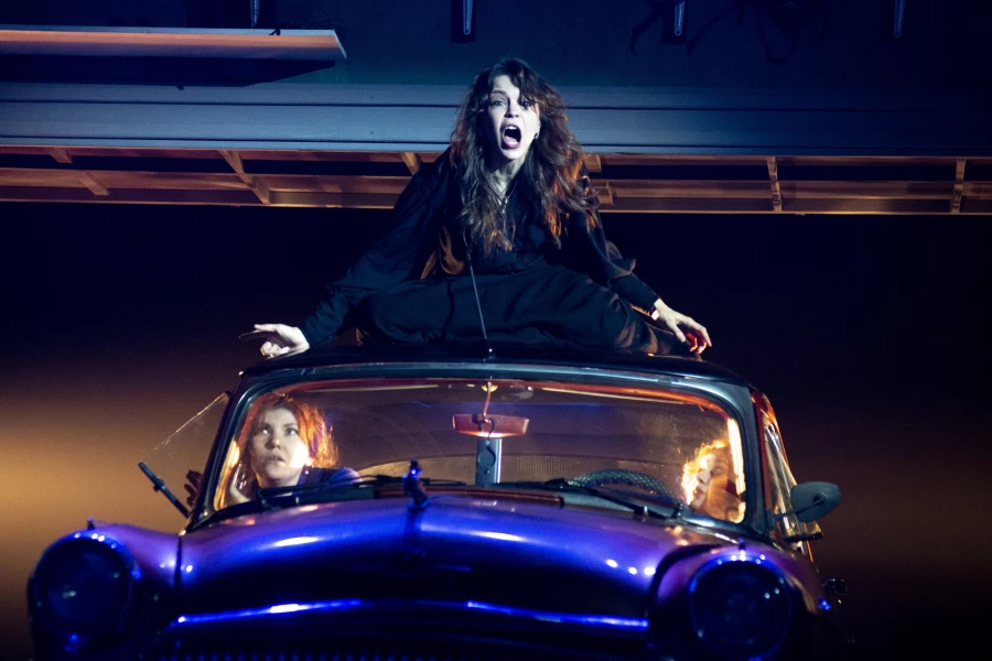 Премьера спектакля "Три сестры"