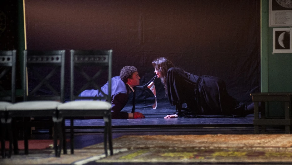 Премьера спектакля "Три сестры"