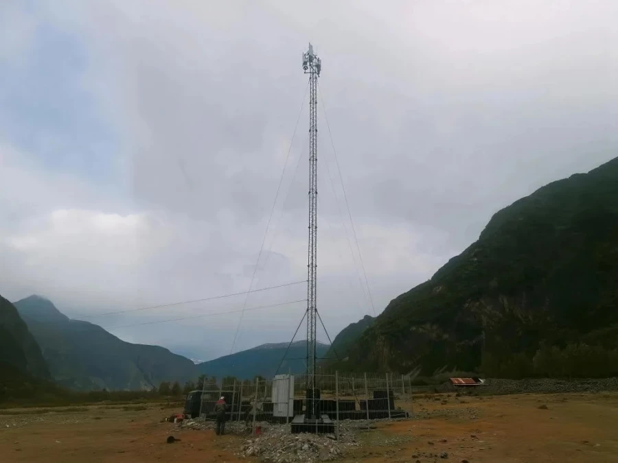 Самая горная базовая станция, Чулышманская долина, Республика Алтай.