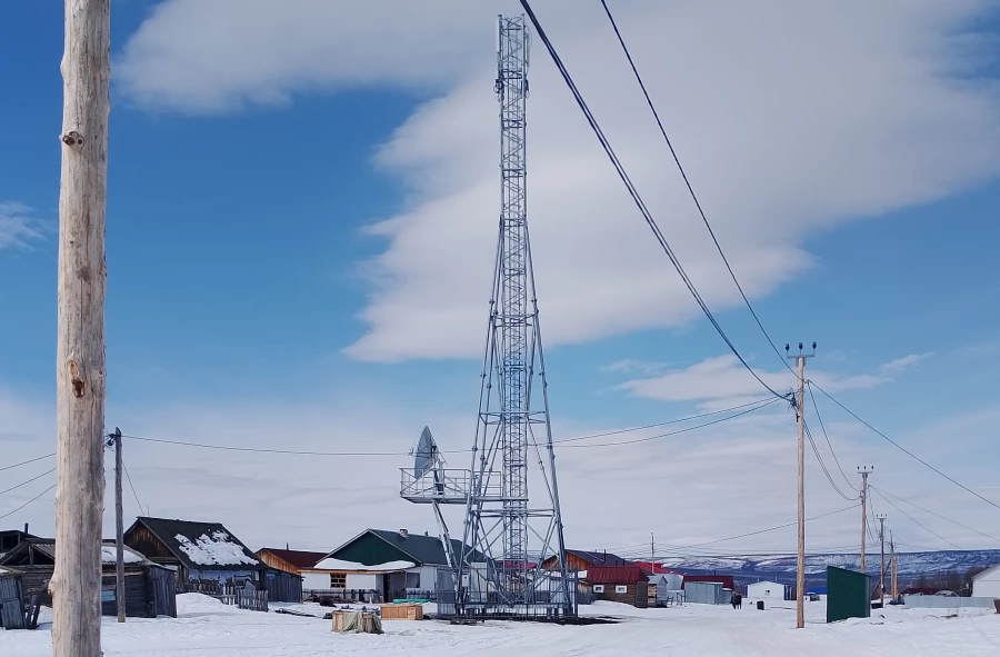 Самая заповедная базовая станция, поселок Чиринда, Эвенкия, Красноярский край.