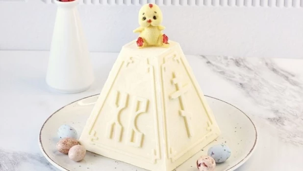 Творожная пасха. Угощение. Праздник.