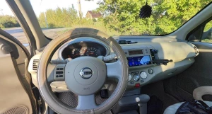 Nissan Micra продают в Барнауле.