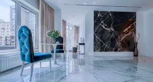 «Мраморную» квартиру продают в Барнауле за 11,8 млн рублей.