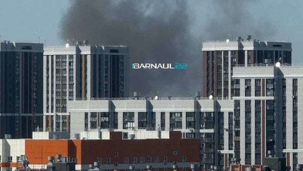 Пожар в районе ТРЦ «Арена».