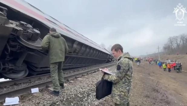 Поезд сошел с рельс в Ульяновской области.