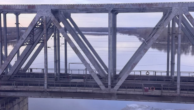 Старый мост в Барнауле.