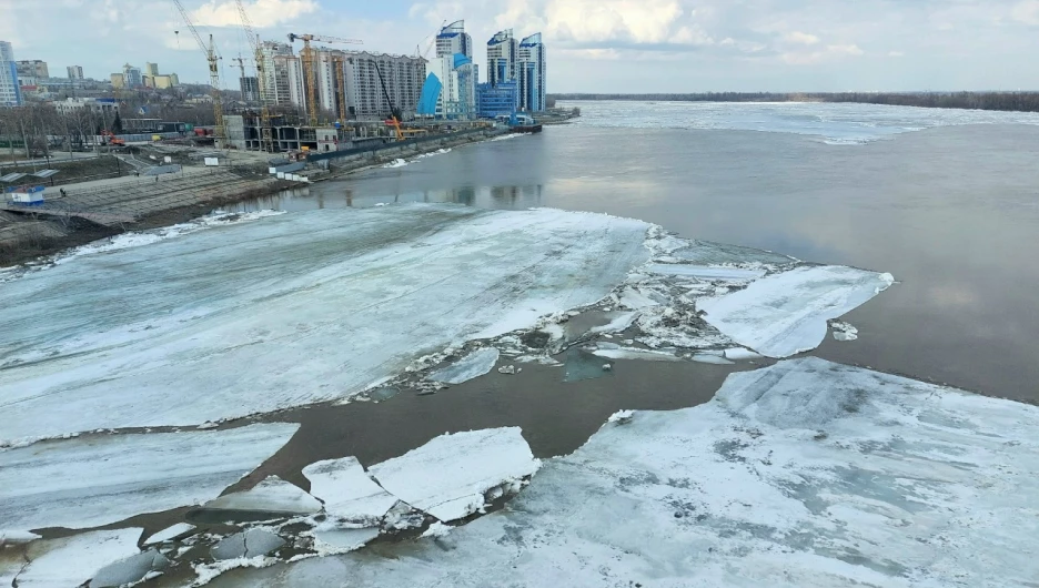 Подвижки льда в Барнауле, 6 апреля. 