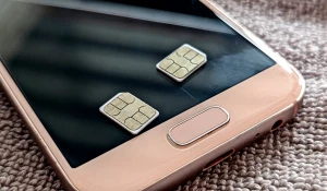 Сим-карта. Телефон. Мобильная связь. Звонок