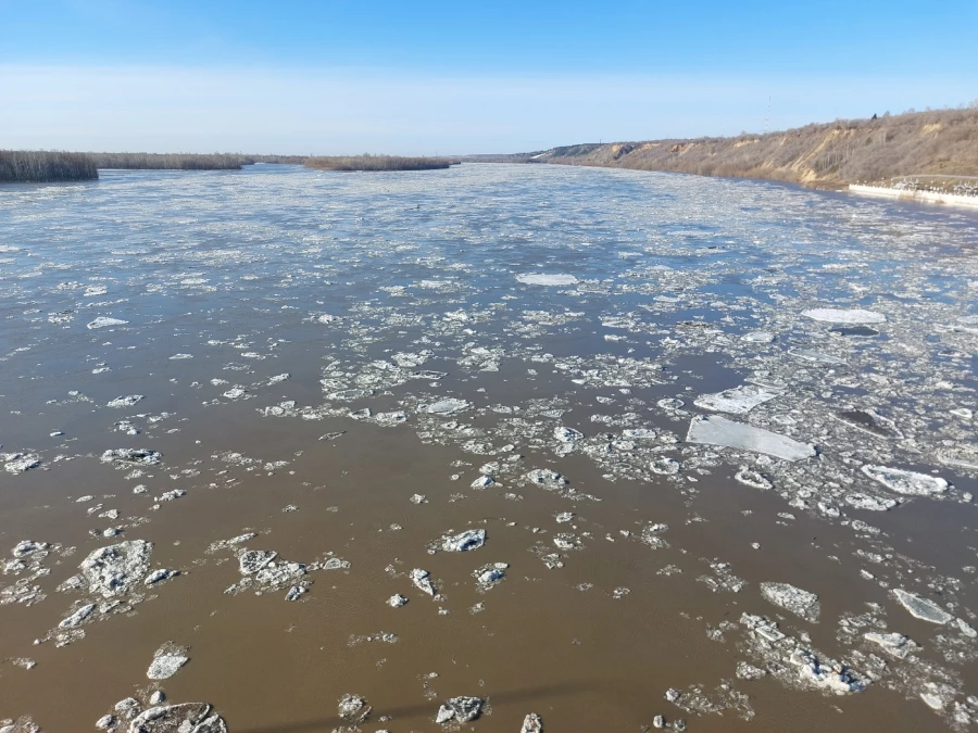 Ледоход на Оби. 
