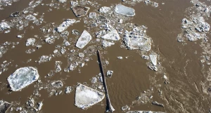 Ледоход в Барнауле, 9 апреля 2026. 